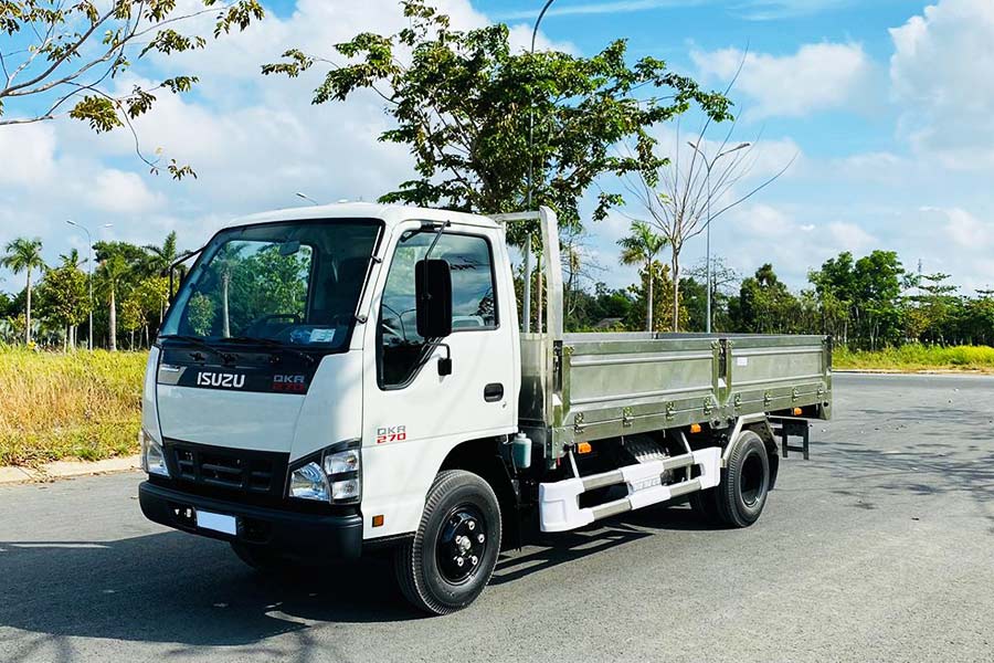 Xe tải Isuzu QKR 270 Cần Thơ: Xe tải 2.9 tấn Nhật Bản