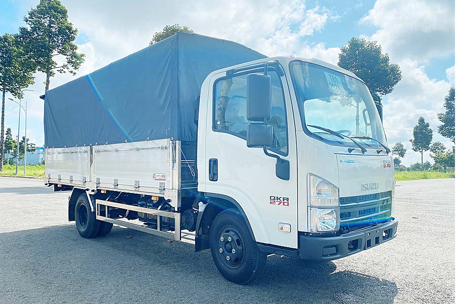 Xe tải Isuzu QKR 270 (thùng khung mui bạt đầu vuông)