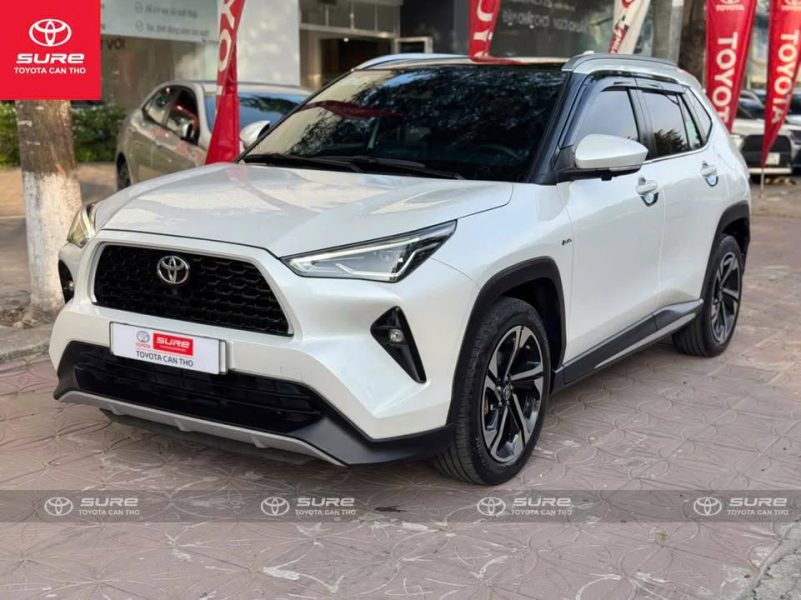 Toyota Yaris Cross HEV 2023 lướt 47.000 km, full option Cần Thơ