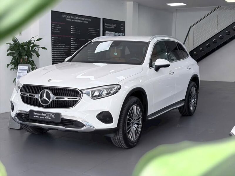 Mercedes-Benz GLC200 4Matic (V1) VIN 2025 – Sẵn sàng giao ngay