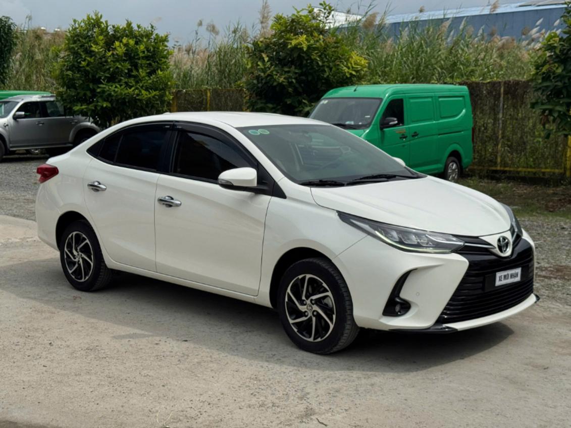 Hình ảnh xe Toyota Vios G 2022 màu trắng, phiên bản số tự động