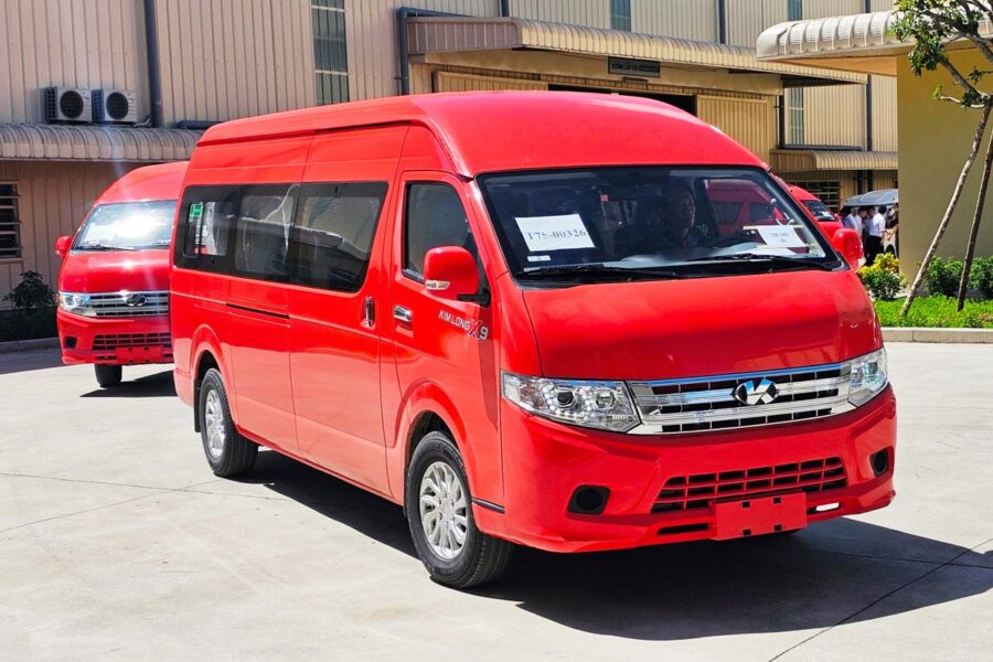 Xe 12 chỗ Limousine Kim Long X9 Cần Thơ Giá Ưu Đãi #1