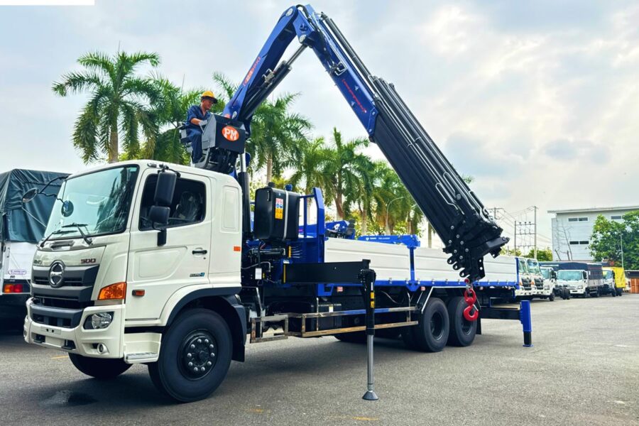 Xe tải cẩu gập HINO FM EURO 5 (9 tấn 8) Cần Thơ & Miền Tây