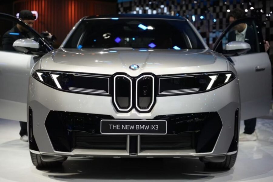 BMW iX3 2026: Đánh giá thiết kế và nội thất số hóa tại BIMS
