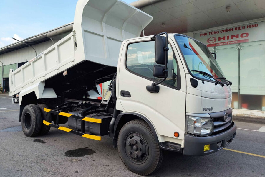 Xe ben 4.5 tấn: Hino XZU342L (thùng ben 3.6 khối)