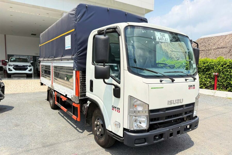 Ưu đãi lớn, lãi suất hấp dẫn, tặng gói chăm sóc xe: Isuzu Q-Series