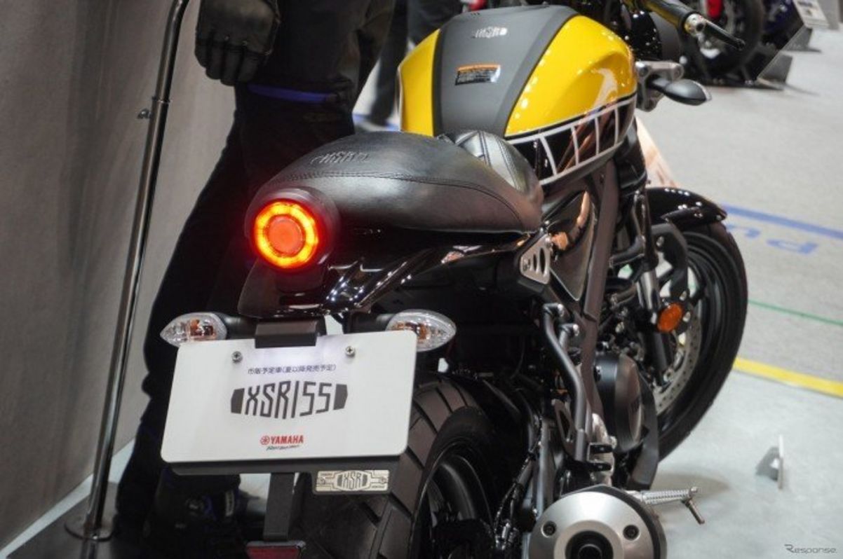 Yamaha XSR155 2026 ra mắt: Huyền thoại côn tay Sport Heritage