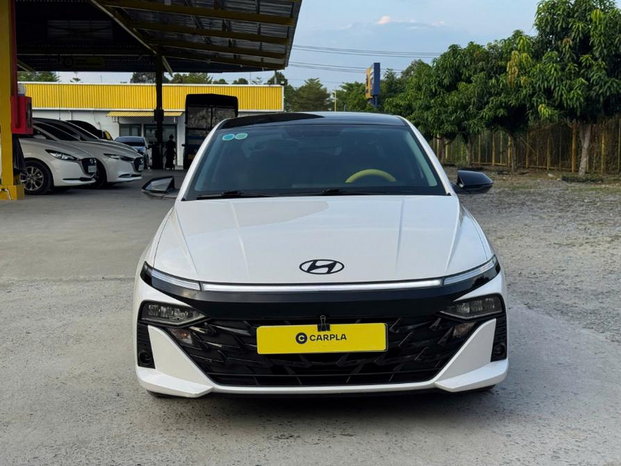 Hyundai Accent 1.5 Đặc biệt 2024 màu trắng