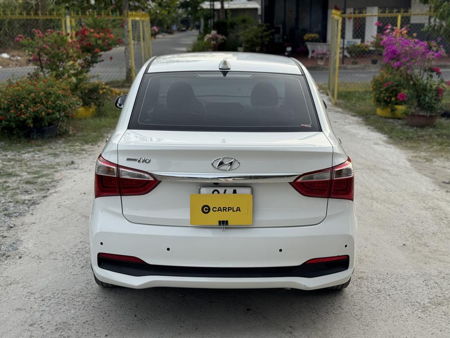 Hyundai I10 AT Sedan 2020 màu trắng