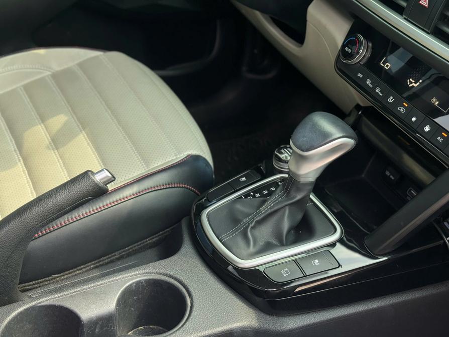 Kia Seltos 1.4 Turbo Premium 2022 màu trắng
