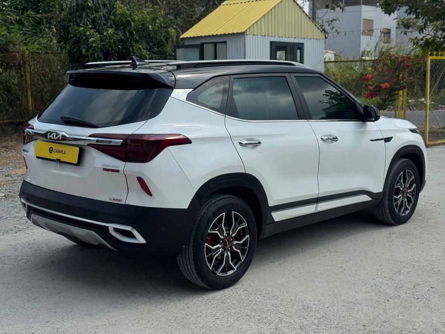 Kia Seltos 1.4 Turbo Premium 2022 màu trắng