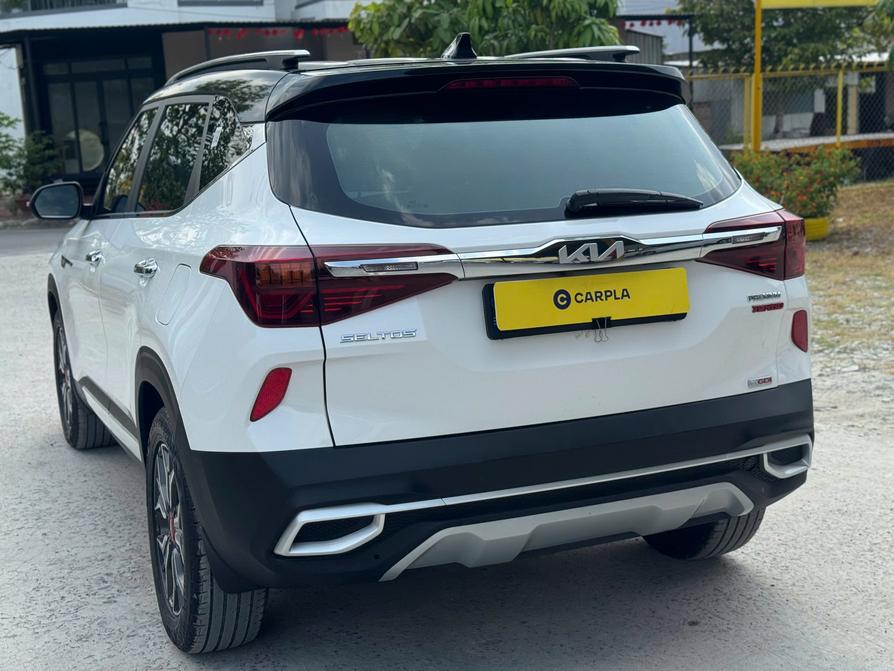 Kia Seltos 1.4 Turbo Premium 2022 màu trắng
