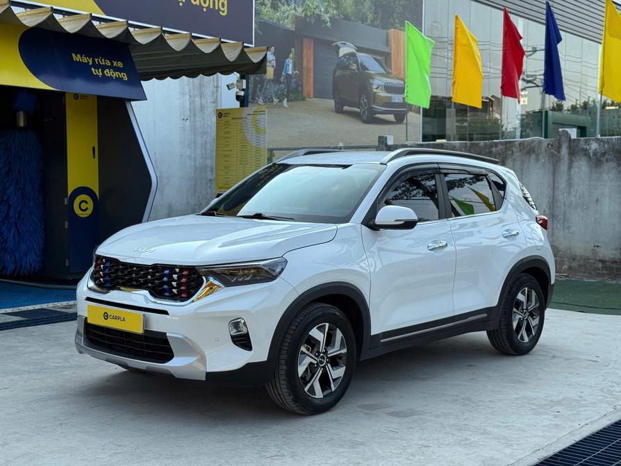 Kia Sonet Luxury 2022
