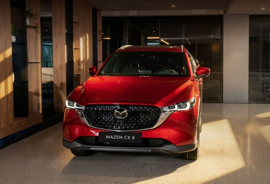Mazda CX-8 2.5 Luxury ra mắt tại Cần Thơ giá từ 889 triệu