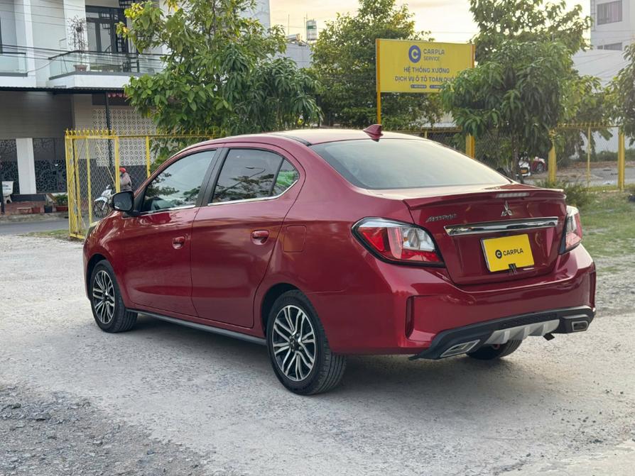 Mitsubishi Attrage Premium 2021