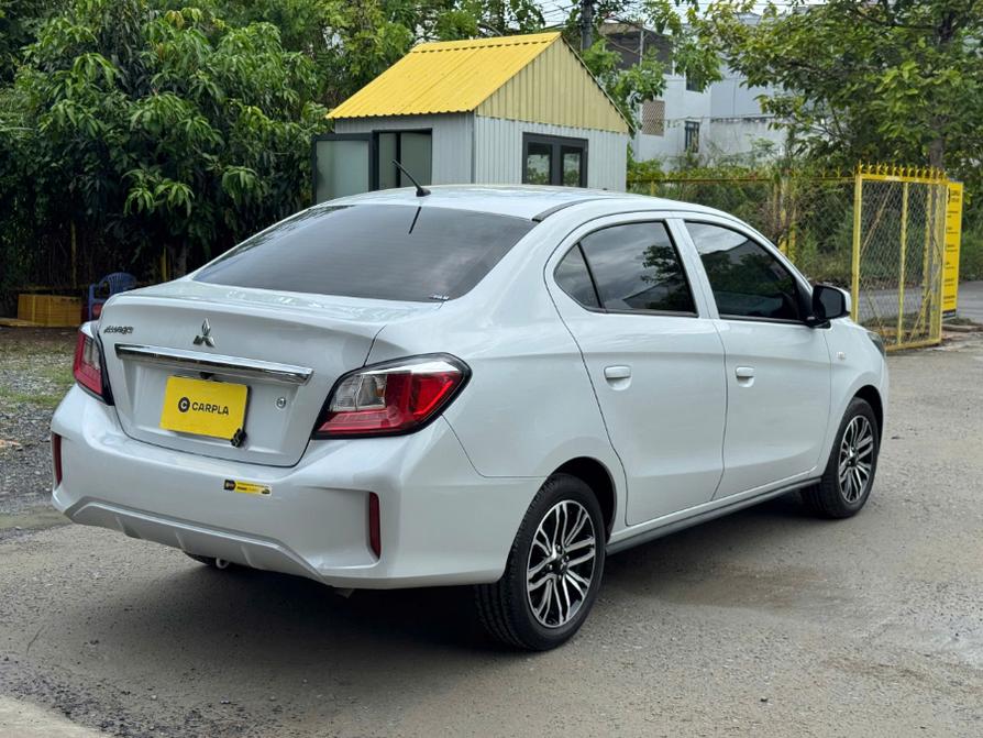 Mitsubishi Attrage Số sàn 2024 màu trắng