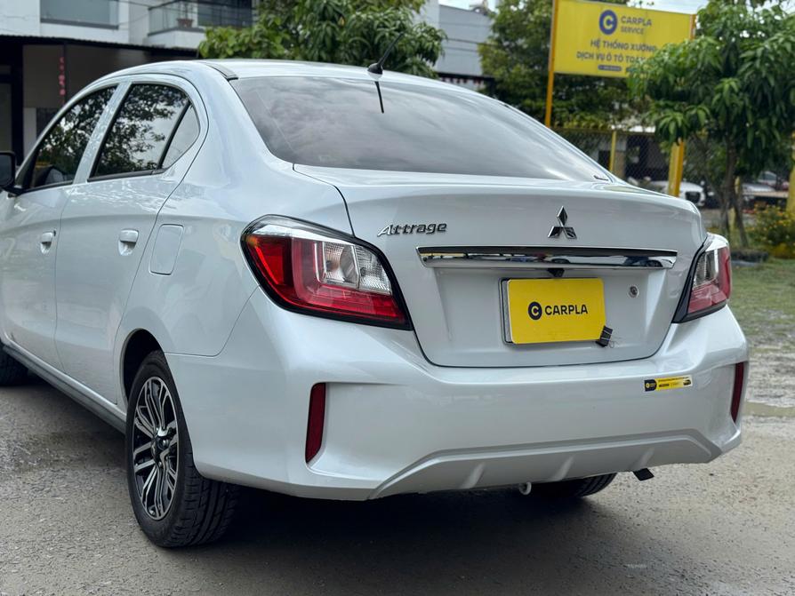 Mitsubishi Attrage Số sàn 2024 màu trắng