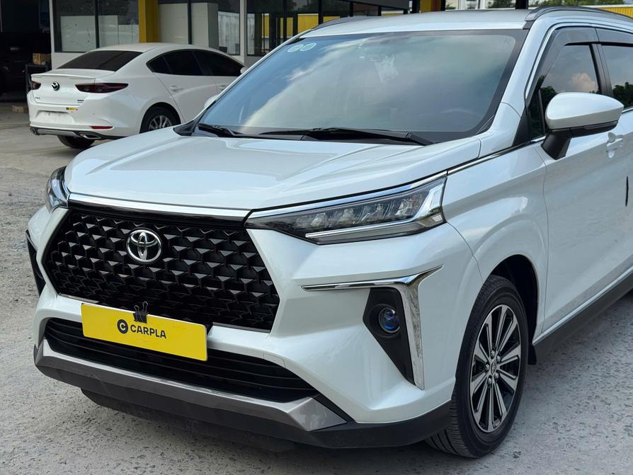 Toyota Veloz Cross CVT 2025 màu trắng