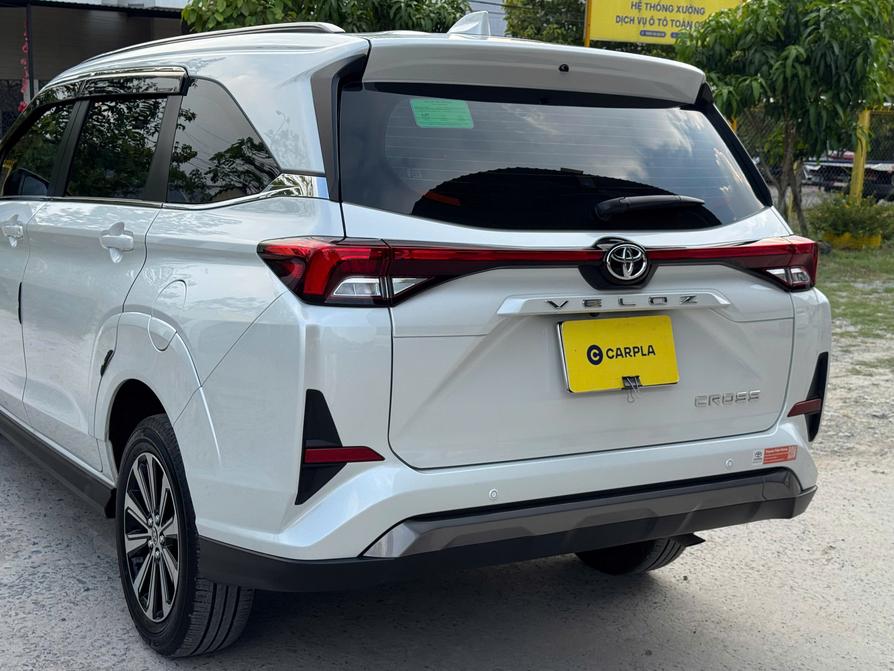 Toyota Veloz Cross CVT 2025 màu trắng