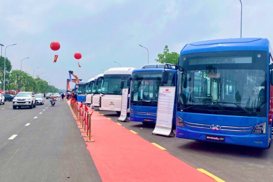 Xe buýt điện Kim Long B40-EV tại triển lãm
