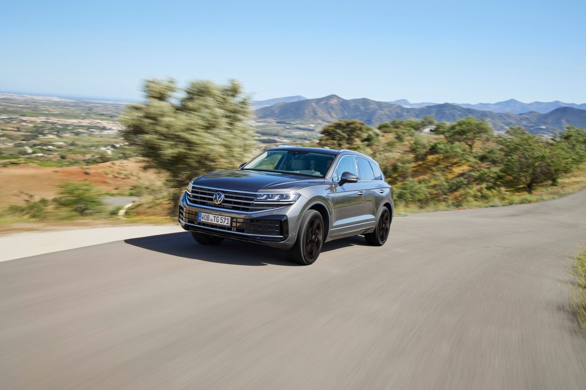 Giá xe Volkswagen Touareg Cần Thơ