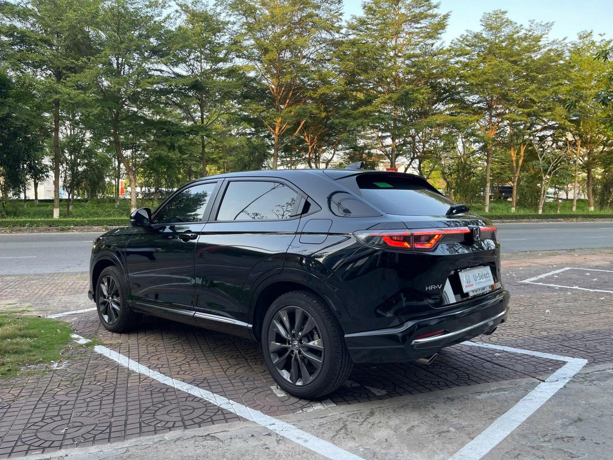 Honda HR-V RS 2024 màu đen