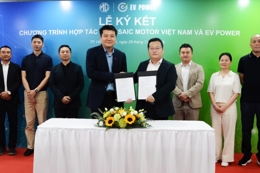 MG và EV Power ký kết hợp tác phát triển hạ tầng sạc xe điện