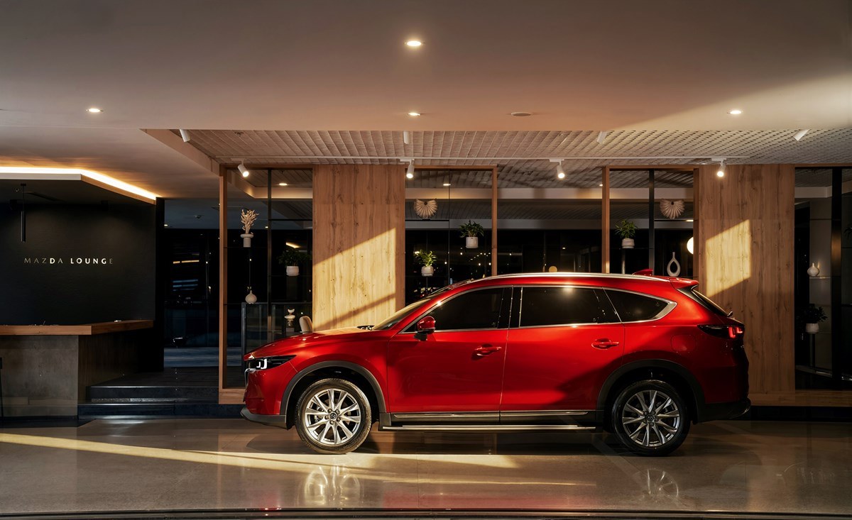 Mazda CX-8 ưu đãi lên đến 60 triệu đồng