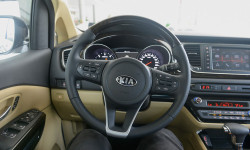 Vô lăng 3 chấu - Kia Sedona
